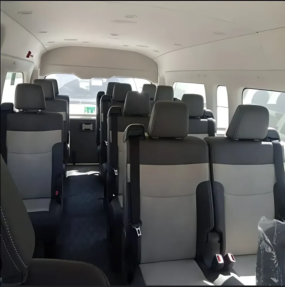 13 Seater Toyota Hiace Minivan - photo 1