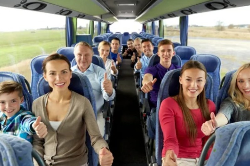 Dubai Bus Hire Pick & Drop Services